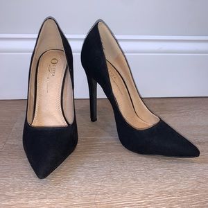 Black heels